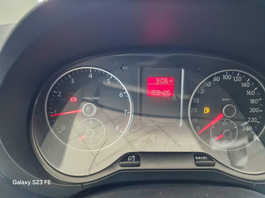 VOLKSWAGEN Fox - Foto