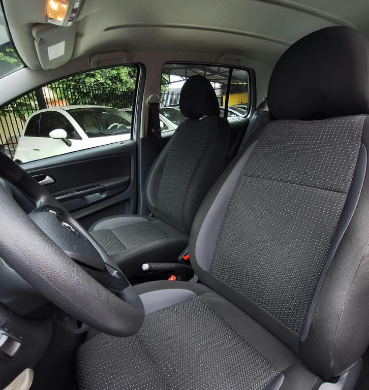 VOLKSWAGEN Fox - Foto