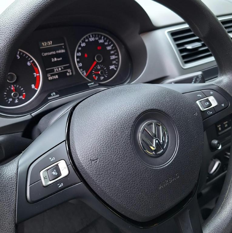 VOLKSWAGEN Fox - Foto