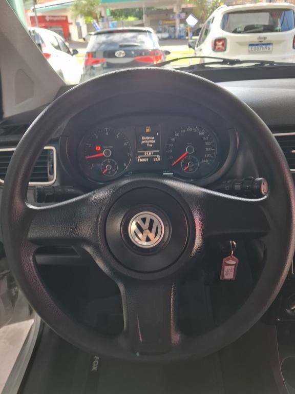 VOLKSWAGEN Fox - Foto