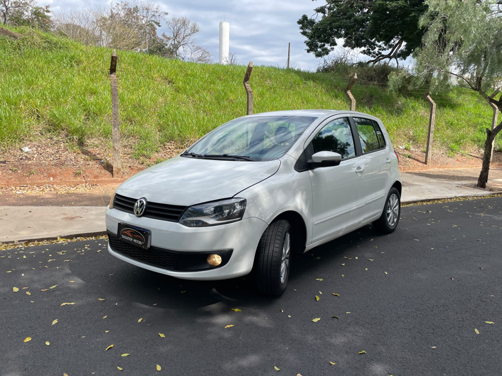 VOLKSWAGEN Fox - Foto