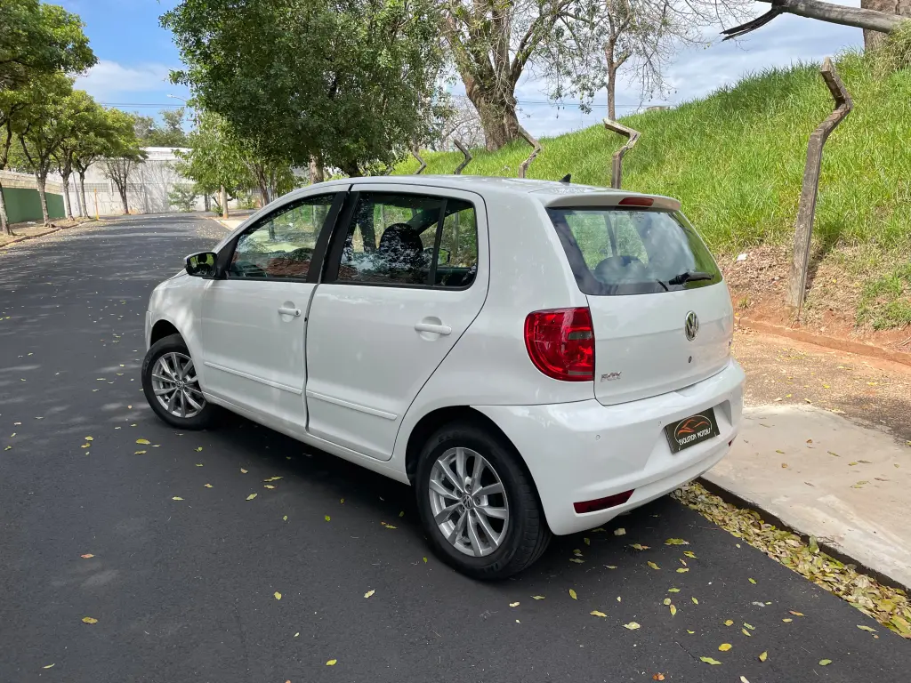VOLKSWAGEN Fox - Foto