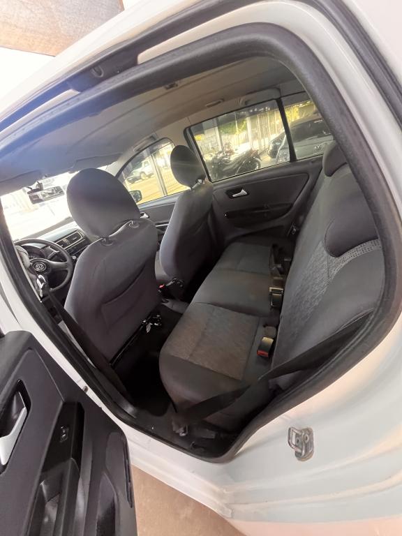 VOLKSWAGEN Fox - Foto