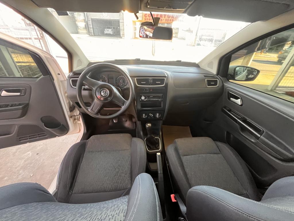 VOLKSWAGEN Fox - Foto