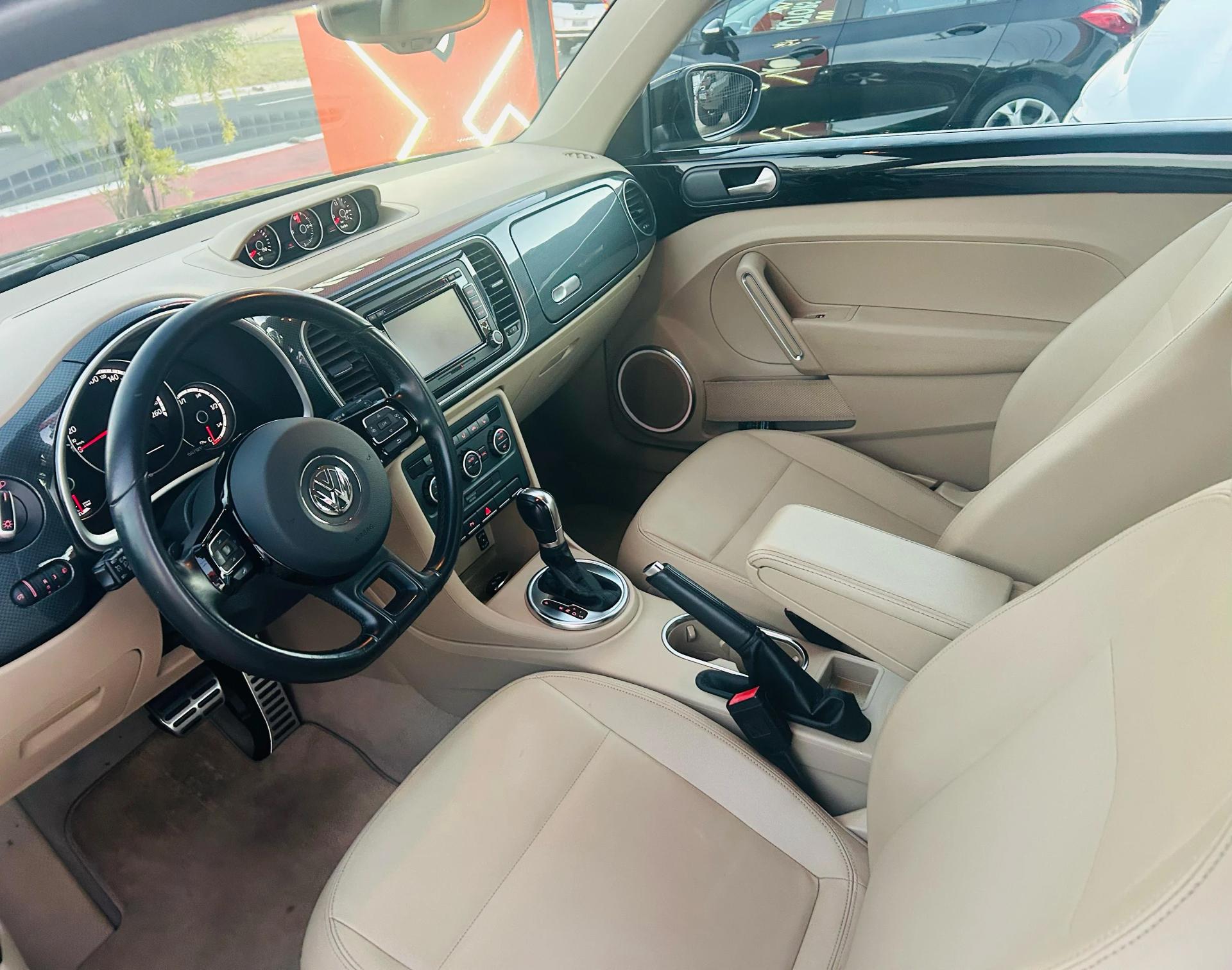 VOLKSWAGEN Fusca - Foto