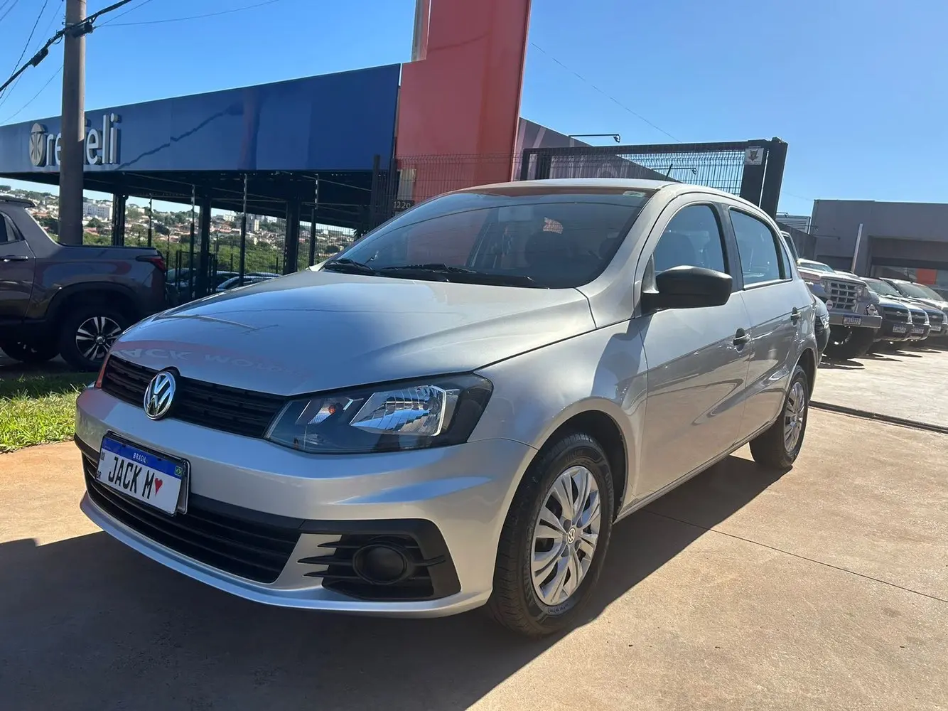 VOLKSWAGEN Gol - Foto