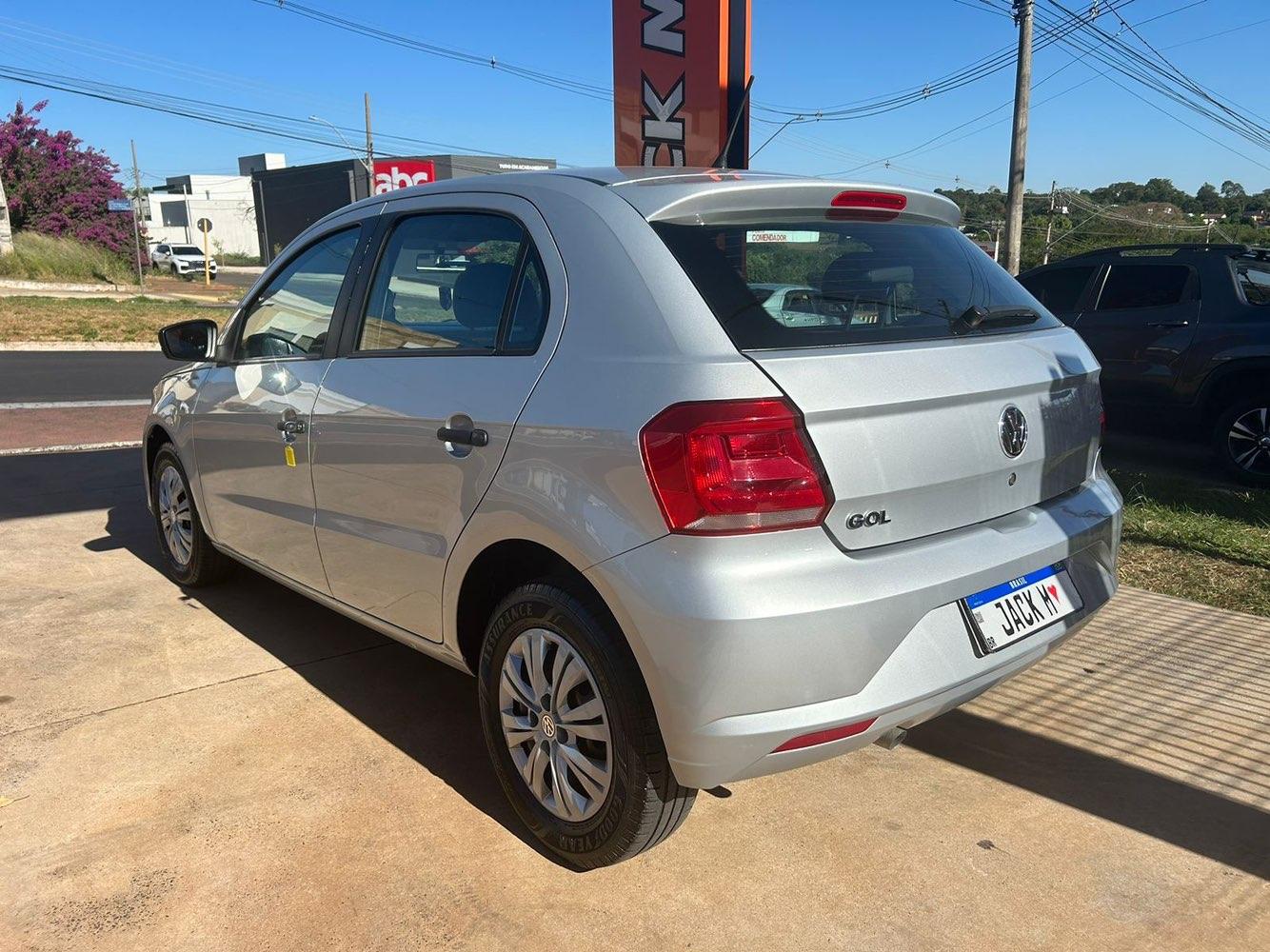 VOLKSWAGEN Gol - Foto