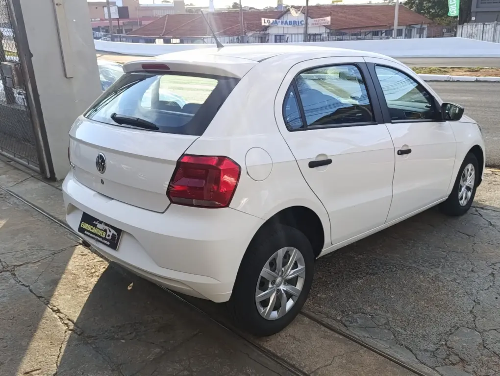 VOLKSWAGEN Gol - Foto