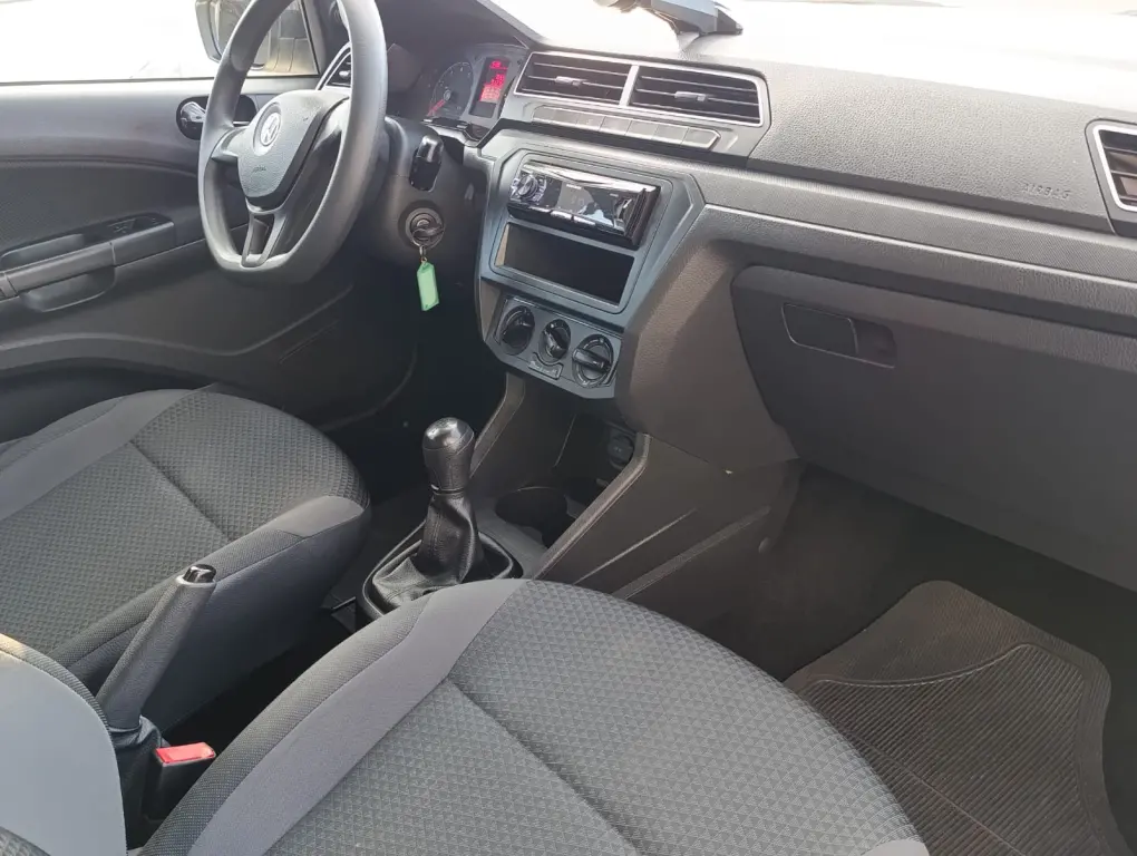 VOLKSWAGEN Gol - Foto