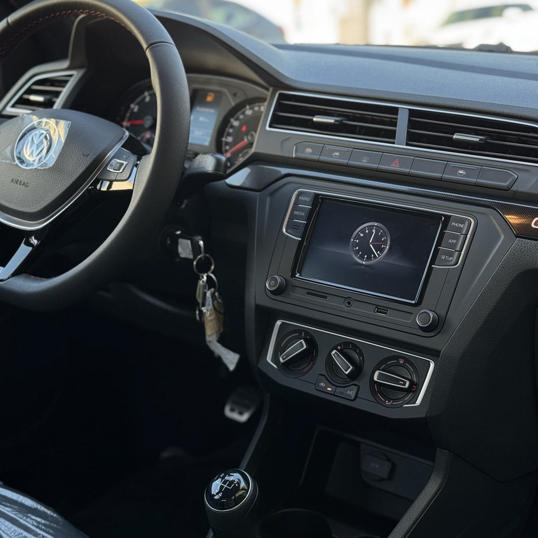 VOLKSWAGEN Gol - Foto