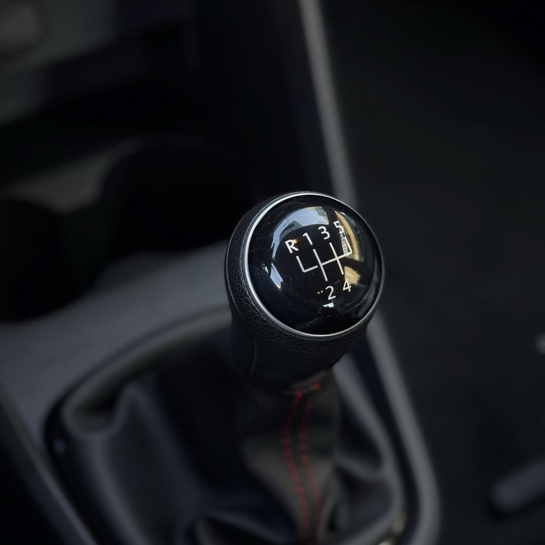 VOLKSWAGEN Gol - Foto