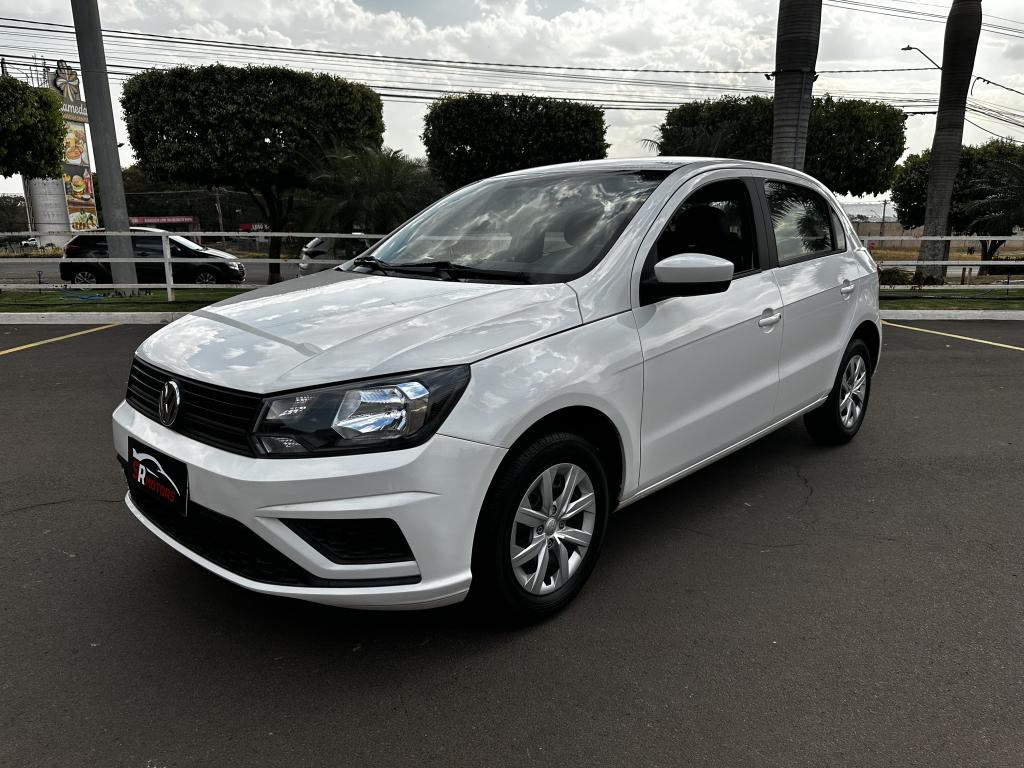 VOLKSWAGEN Gol