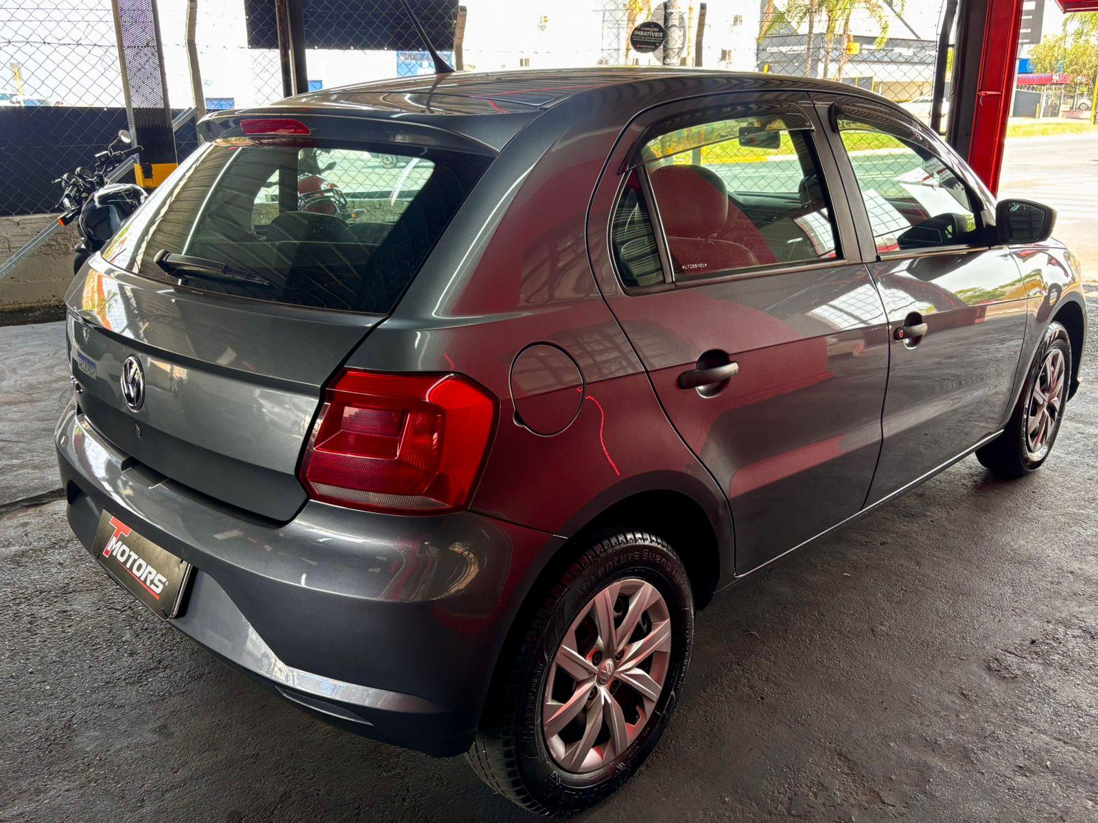 VOLKSWAGEN Gol - Foto