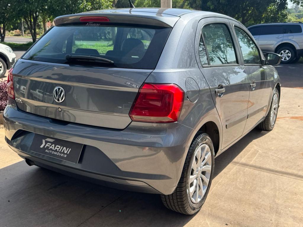 VOLKSWAGEN Gol - Foto