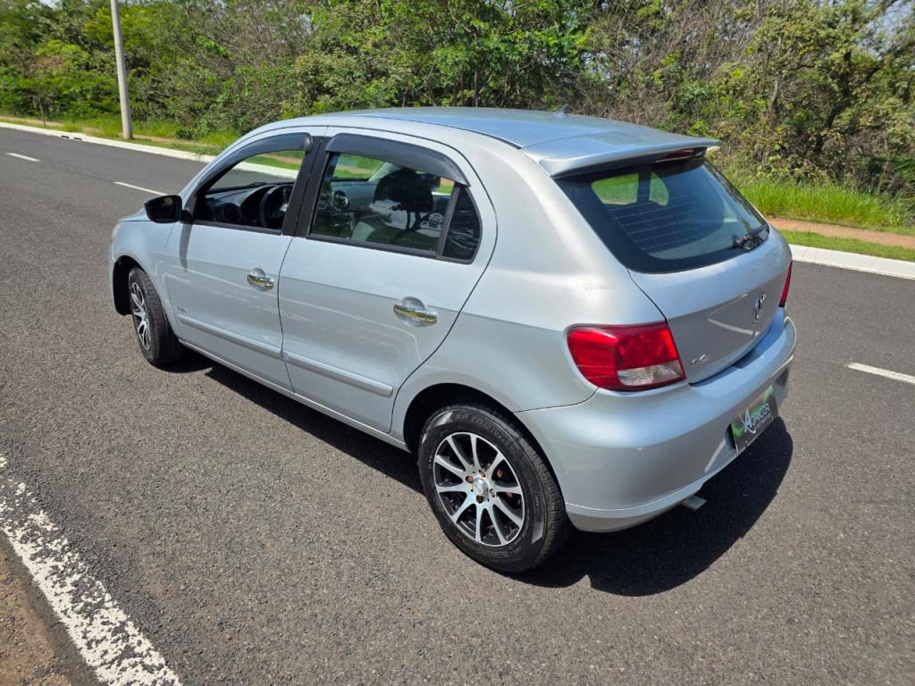 VOLKSWAGEN Gol - Foto