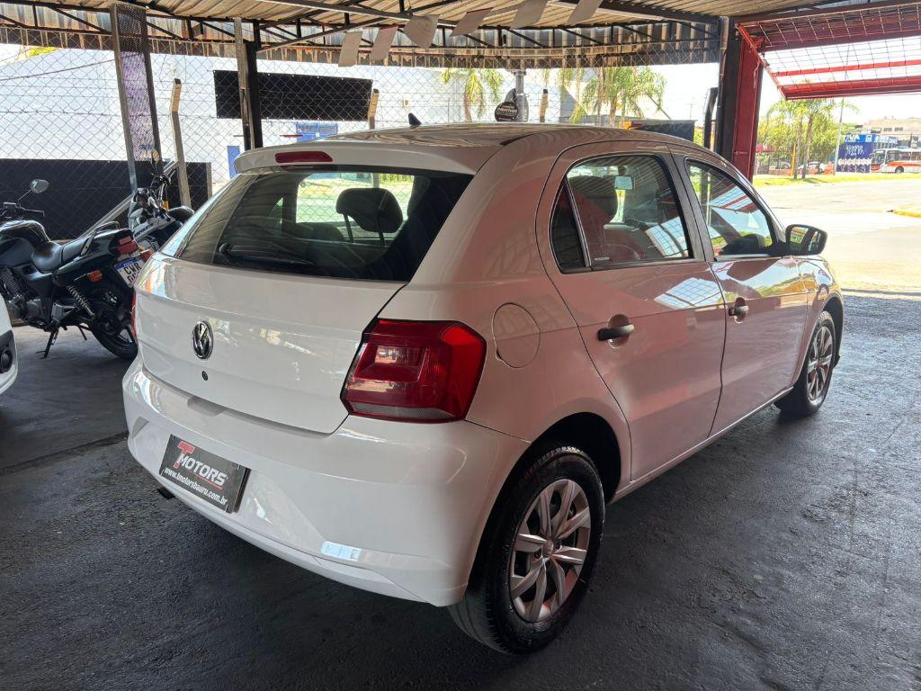 VOLKSWAGEN Gol - Foto