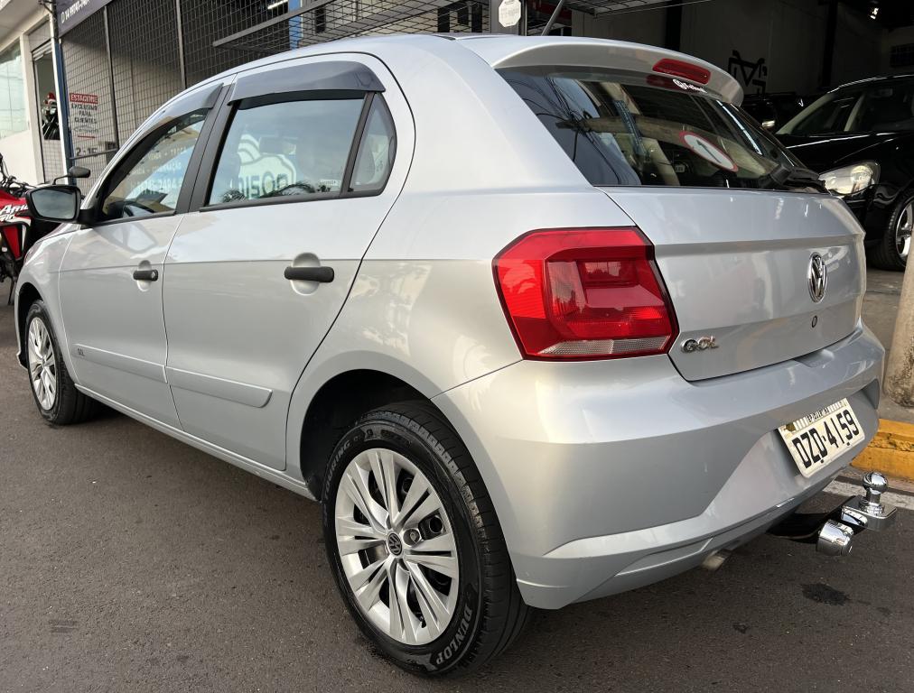 VOLKSWAGEN Gol - Foto