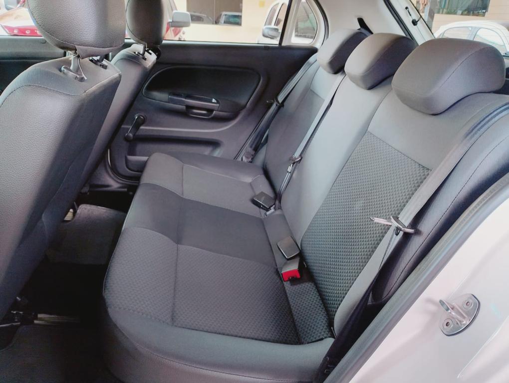 VOLKSWAGEN Gol - Foto