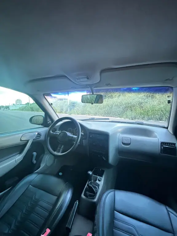 VOLKSWAGEN Gol - Foto