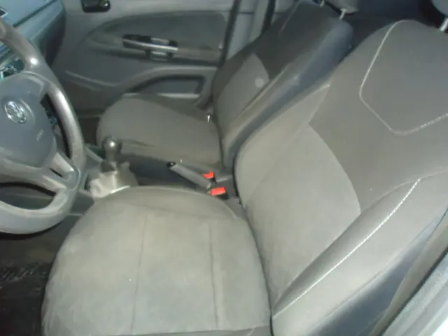 VOLKSWAGEN Gol - Foto