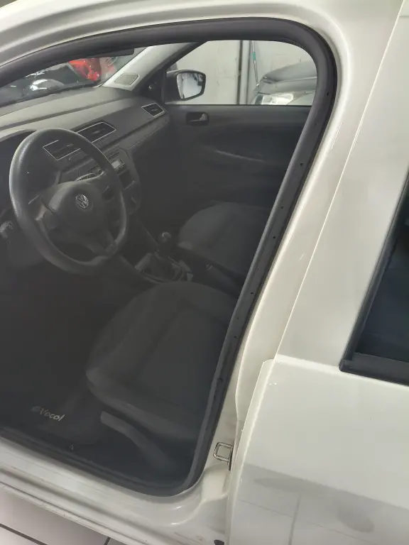 VOLKSWAGEN Gol - Foto