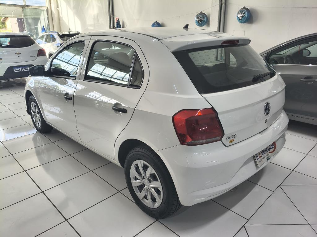 VOLKSWAGEN Gol - Foto