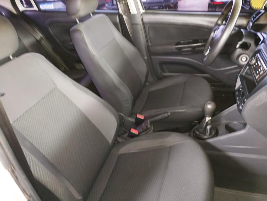 VOLKSWAGEN Gol - Foto