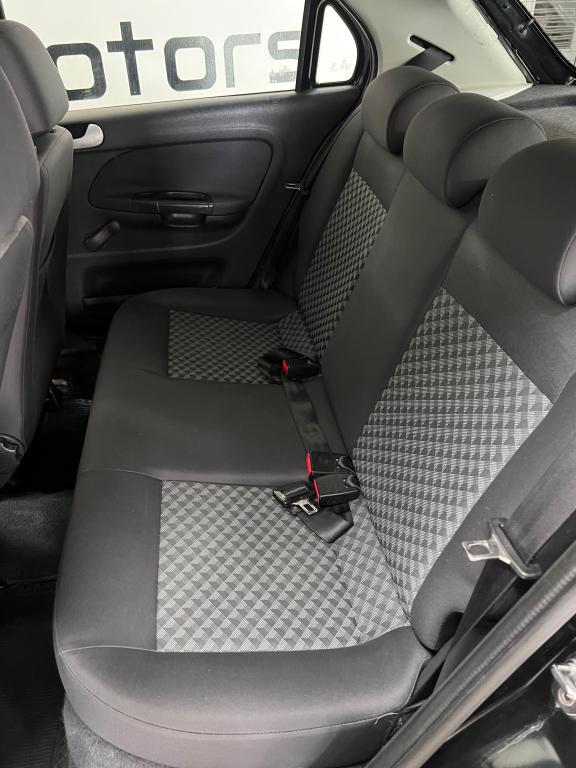 VOLKSWAGEN Gol - Foto