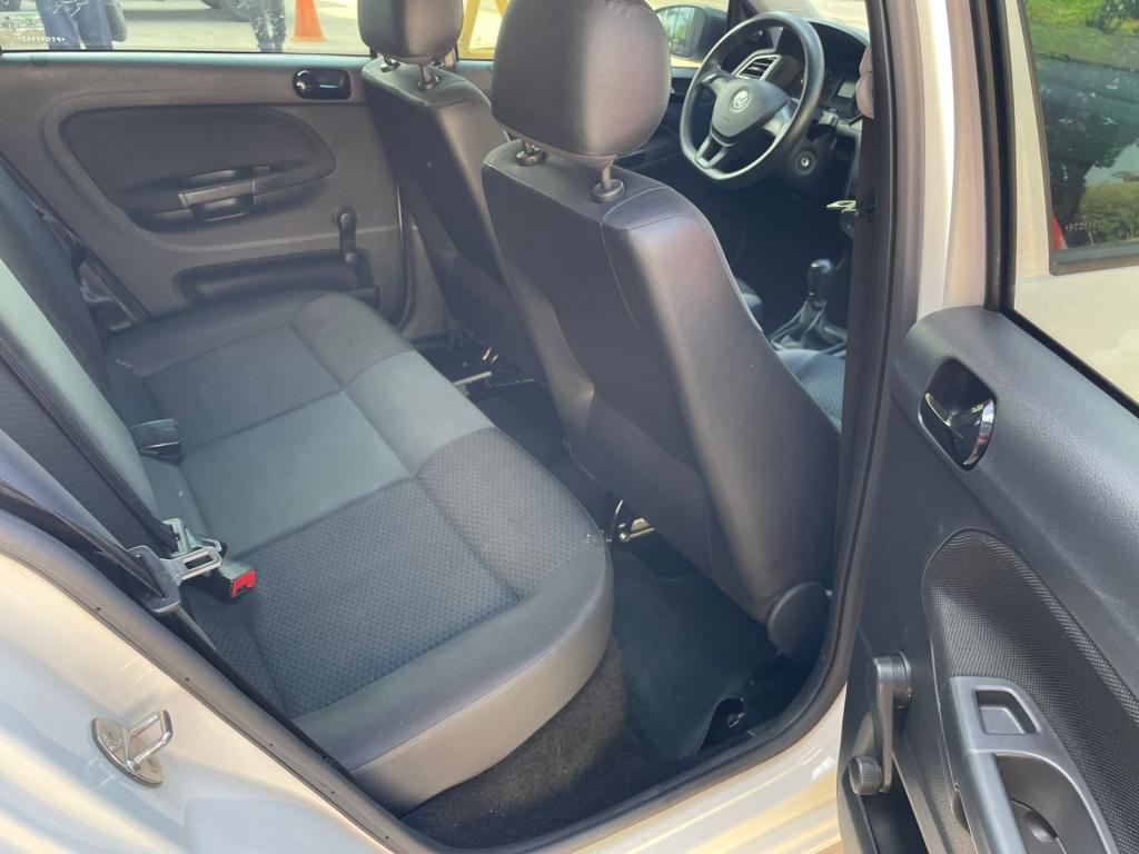 VOLKSWAGEN Gol - Foto