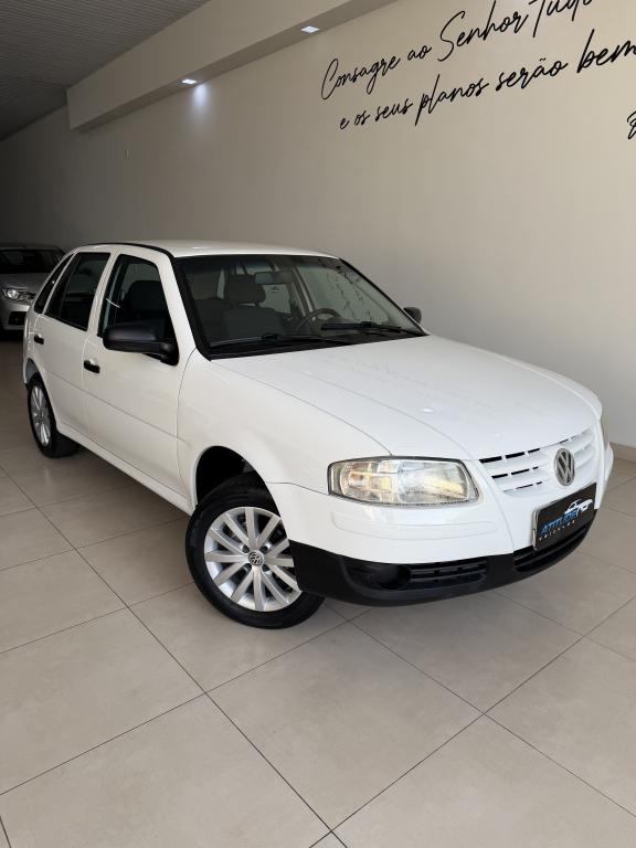 VOLKSWAGEN Gol