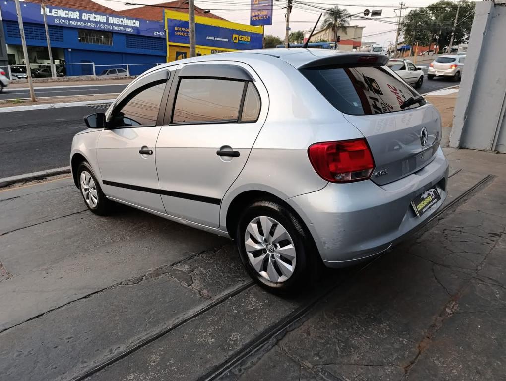 VOLKSWAGEN Gol - Foto