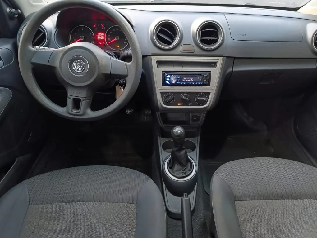 VOLKSWAGEN Gol - Foto