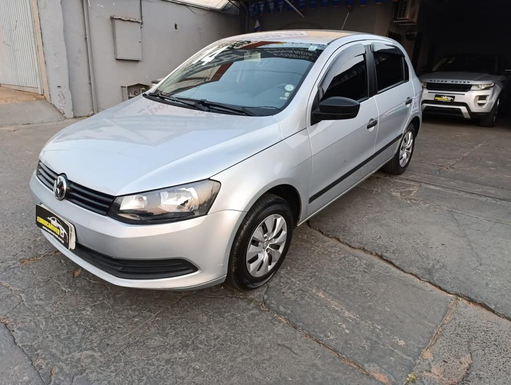 VOLKSWAGEN Gol