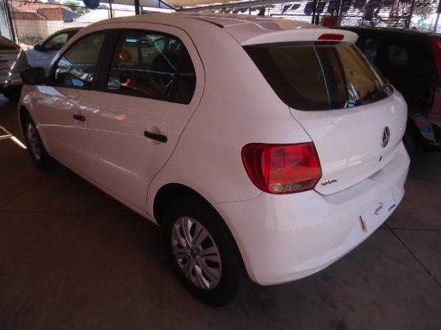 VOLKSWAGEN Gol - Foto