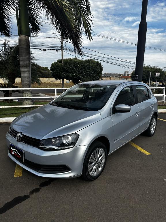 VOLKSWAGEN Gol - Foto