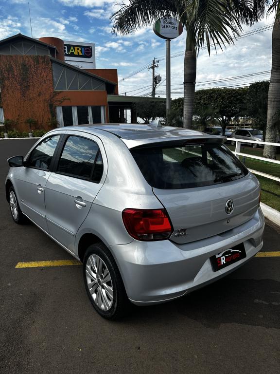 VOLKSWAGEN Gol - Foto