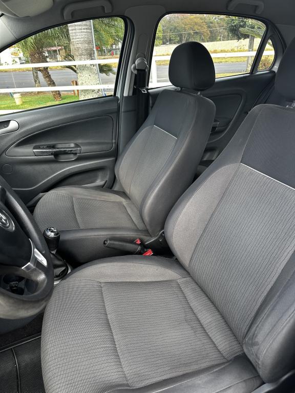 VOLKSWAGEN Gol - Foto