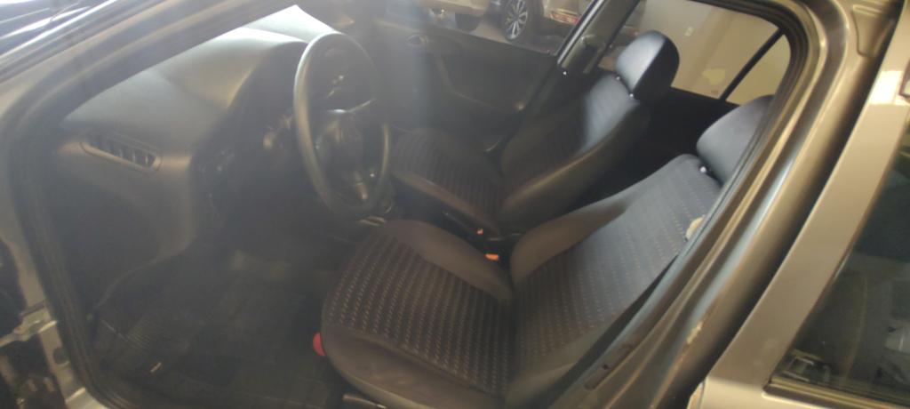 VOLKSWAGEN Gol - Foto