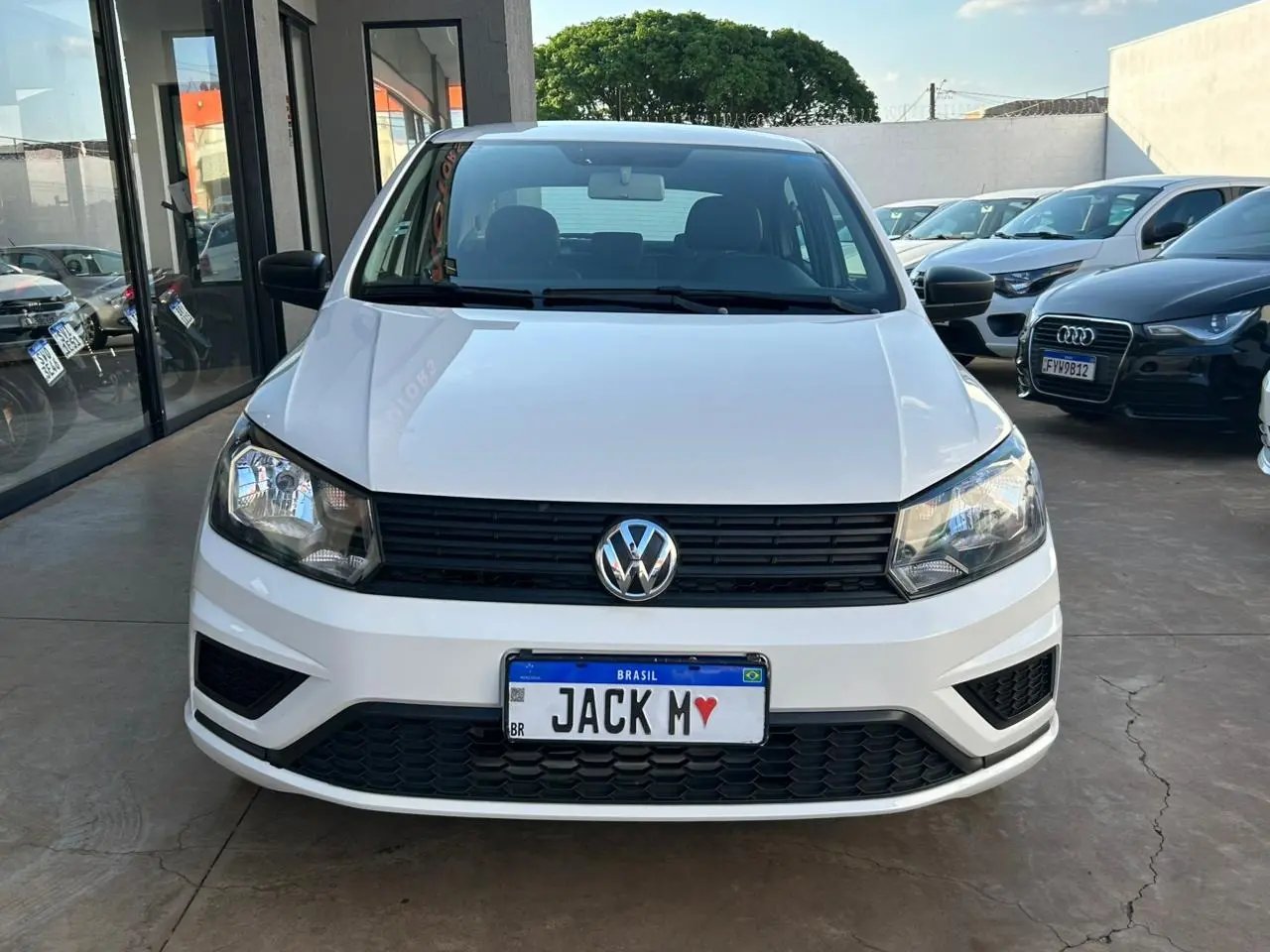 VOLKSWAGEN Gol - Foto