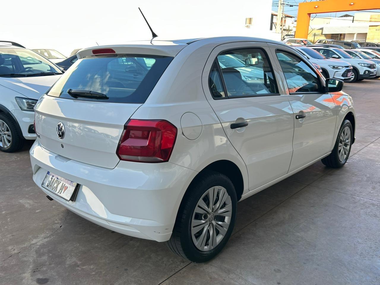 VOLKSWAGEN Gol - Foto