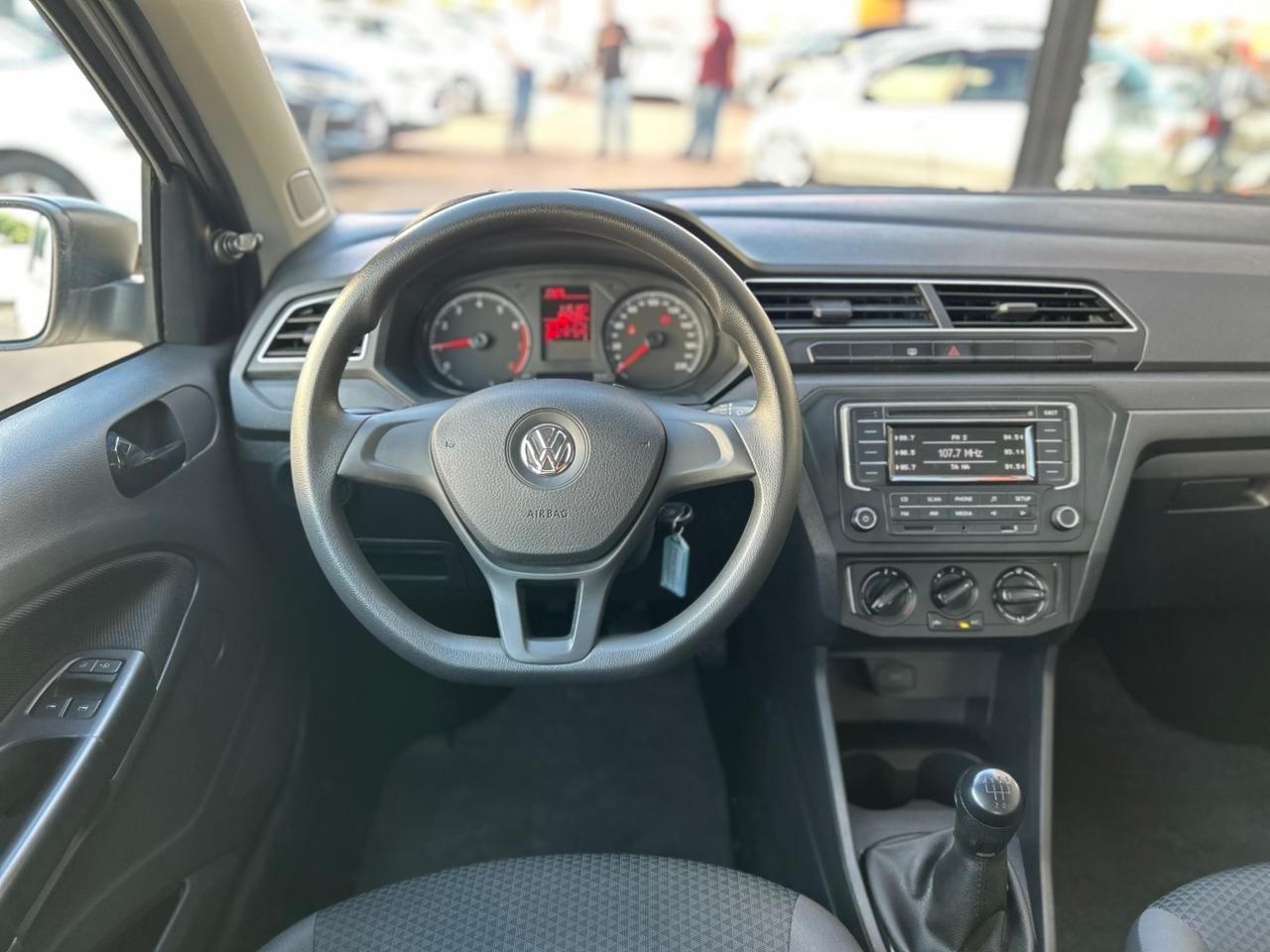 VOLKSWAGEN Gol - Foto