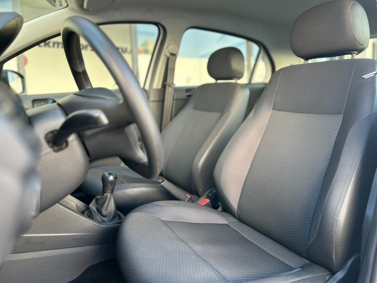 VOLKSWAGEN Gol - Foto