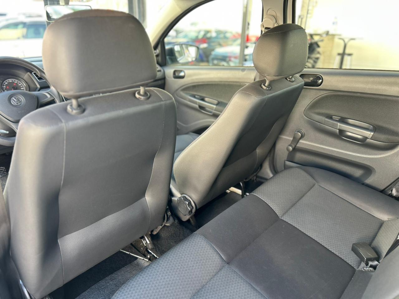 VOLKSWAGEN Gol - Foto