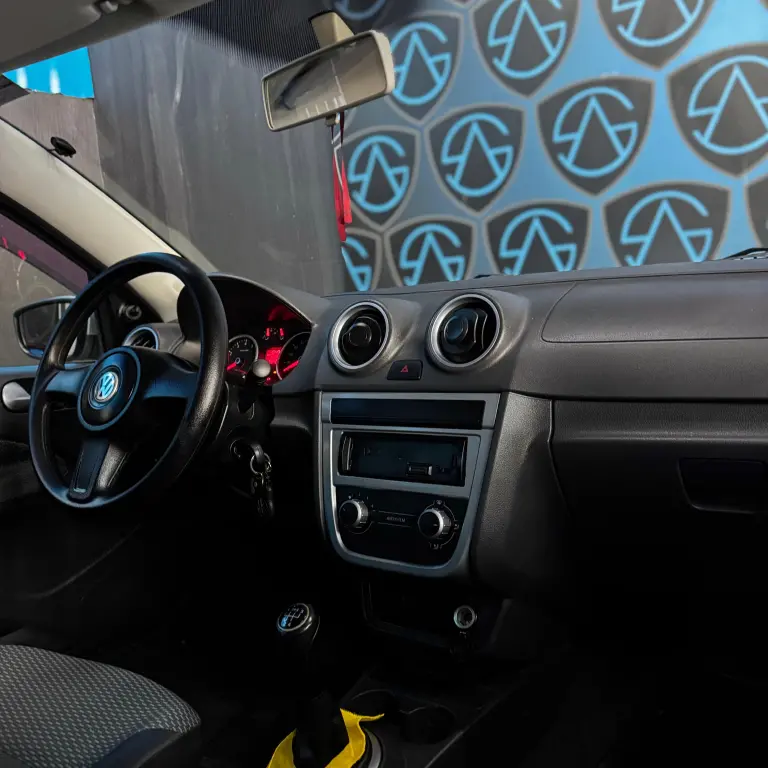 VOLKSWAGEN Gol - Foto