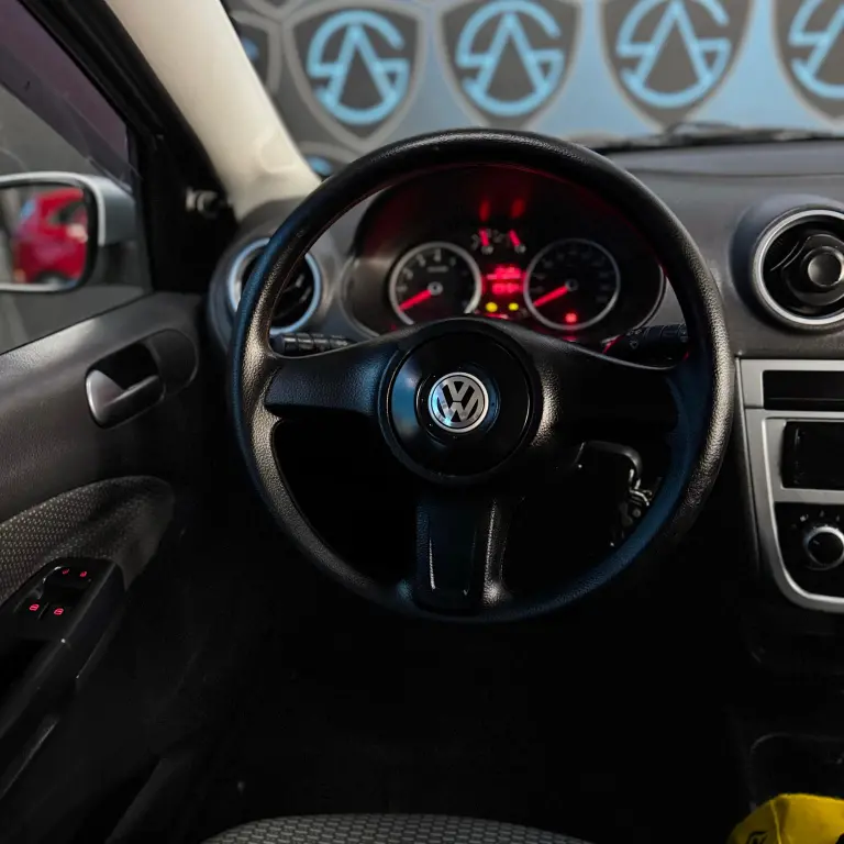 VOLKSWAGEN Gol - Foto