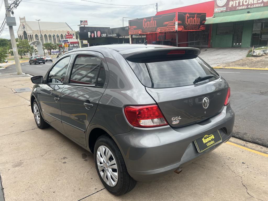 VOLKSWAGEN Gol - Foto
