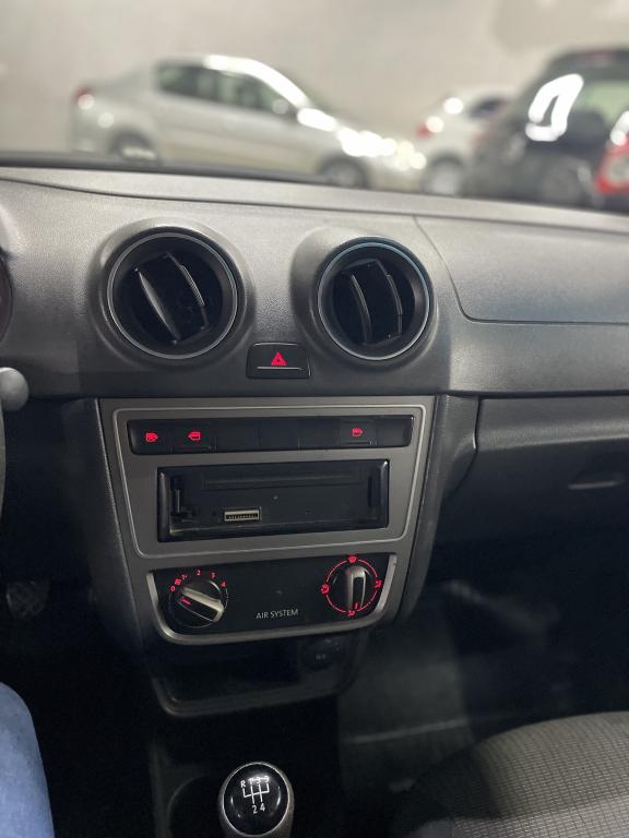 VOLKSWAGEN Gol - Foto