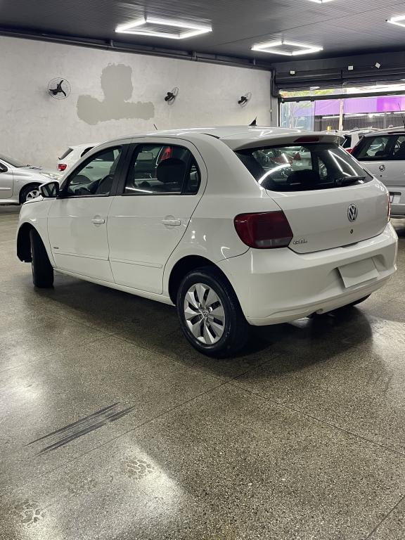 VOLKSWAGEN Gol - Foto