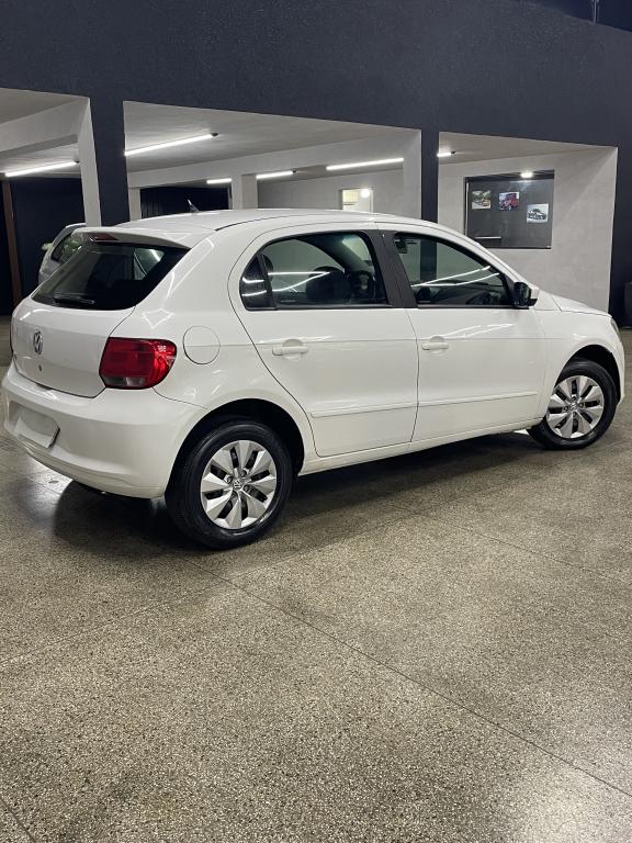 VOLKSWAGEN Gol - Foto