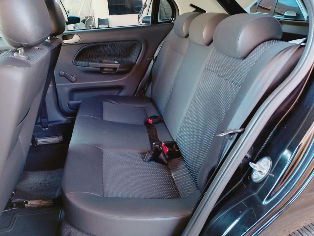 VOLKSWAGEN Gol - Foto